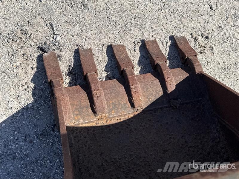 Wain-Roy HD1XLS 24 in Q/C Digging Excavator Bucket Žlice