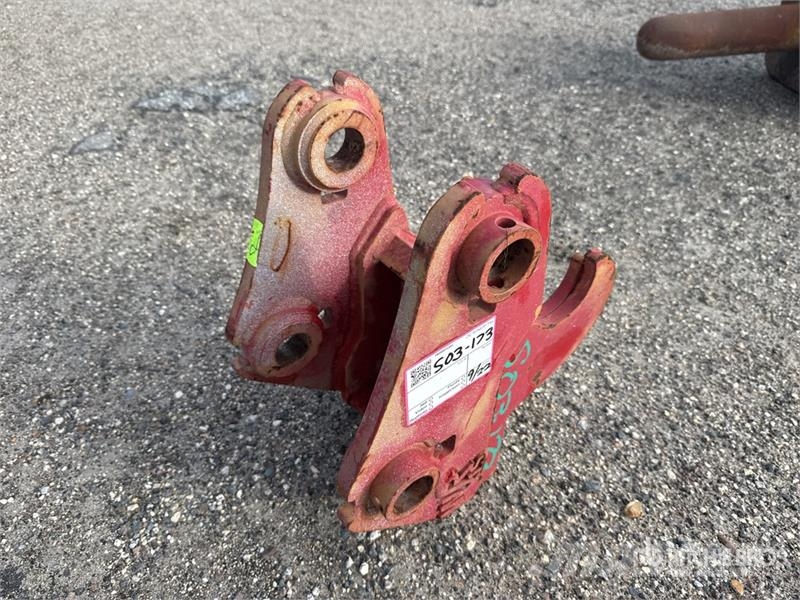 Wain-Roy TB260QC 11 in Quick Coupler Brze spojnice