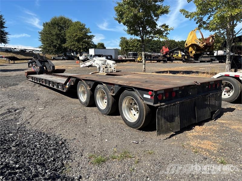 Wallace DLBT50-3 Tri/A Removable Gooseneck Lowboy 低架裝載車