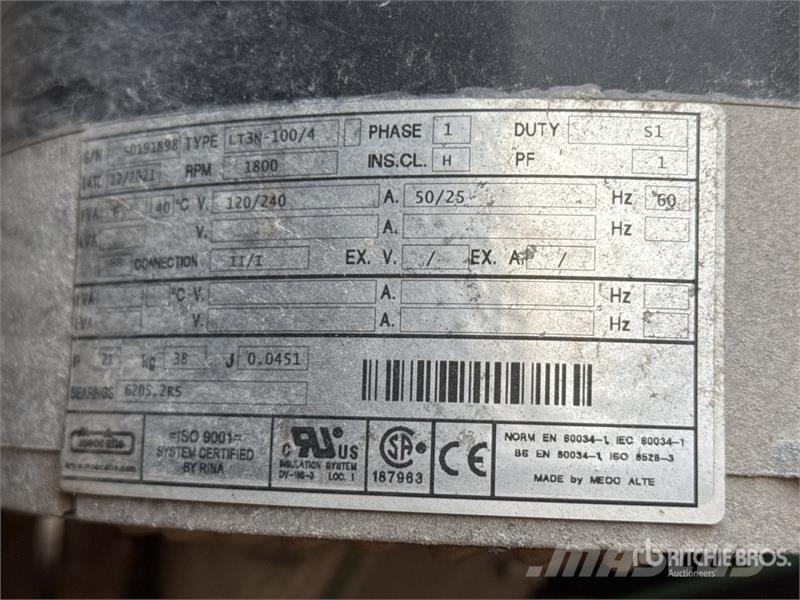Wanco WLT4MK106KVL 8 kW Light Tower Light towers
