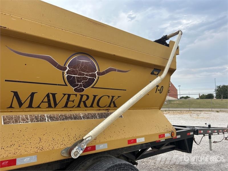 Warren 12 ft T/A Pup Dump Trailer Bañera