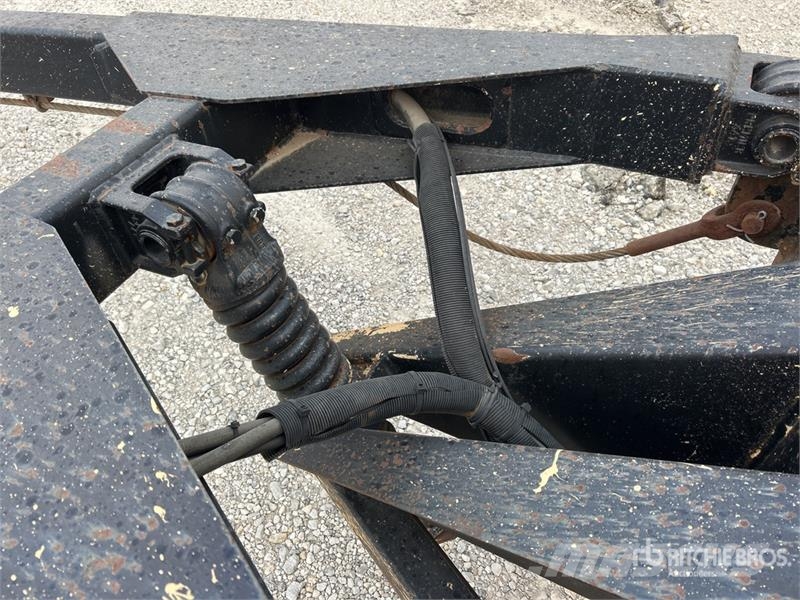 Warren 12 ft T/A Pup Dump Trailer Bañera