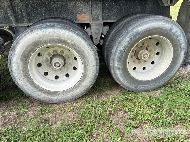 Warren 30 ft 6 in Tri/A End Dump Trailer 티퍼 트레일러