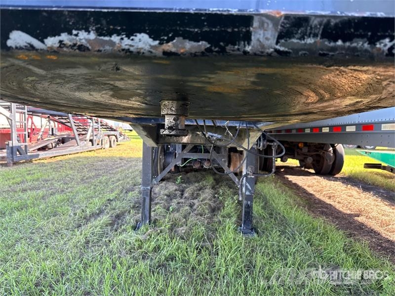 Warren 30 ft 6 in Tri/A End Dump Trailer Remorci basculante
