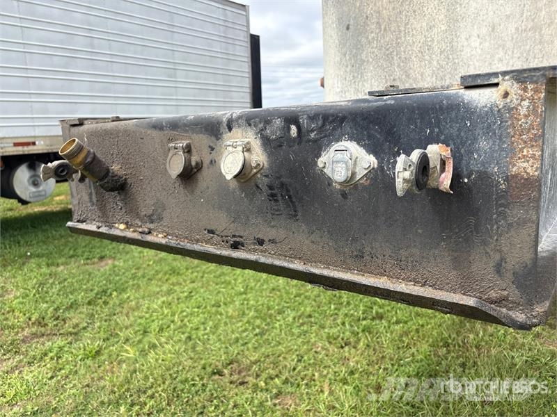 Warren 30 ft 6 in Tri/A End Dump Trailer 티퍼 트레일러