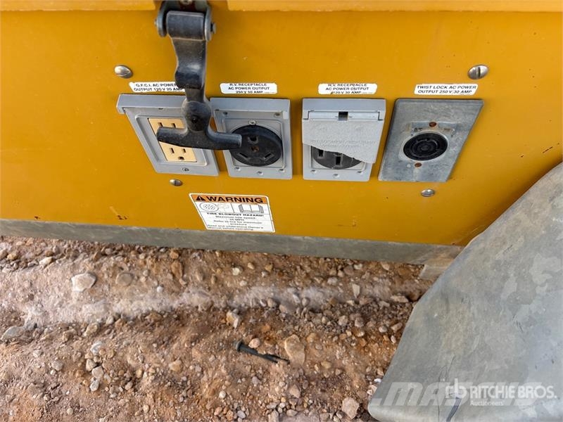Warren WCW204MH Lichtmasten