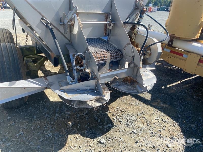  Warren WFT-2010-6T T/A Fertilizer Spreader Pulverizadoras de fertilizante