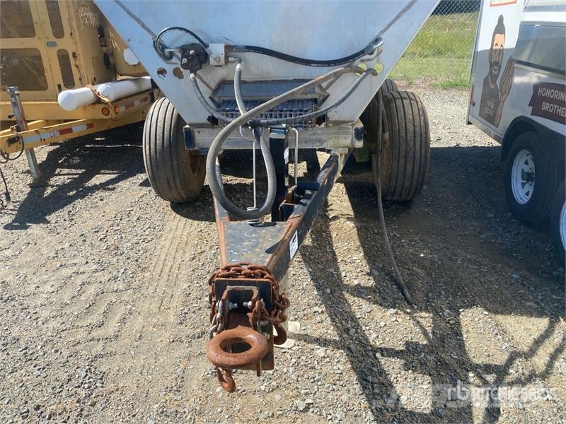  Warren WFT-2010-6T T/A Fertilizer Spreader Pulverizadoras de fertilizante