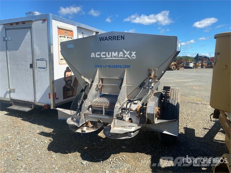  Warren WFT-2010-6T T/A Fertilizer Spreader Pulverizadoras de fertilizante