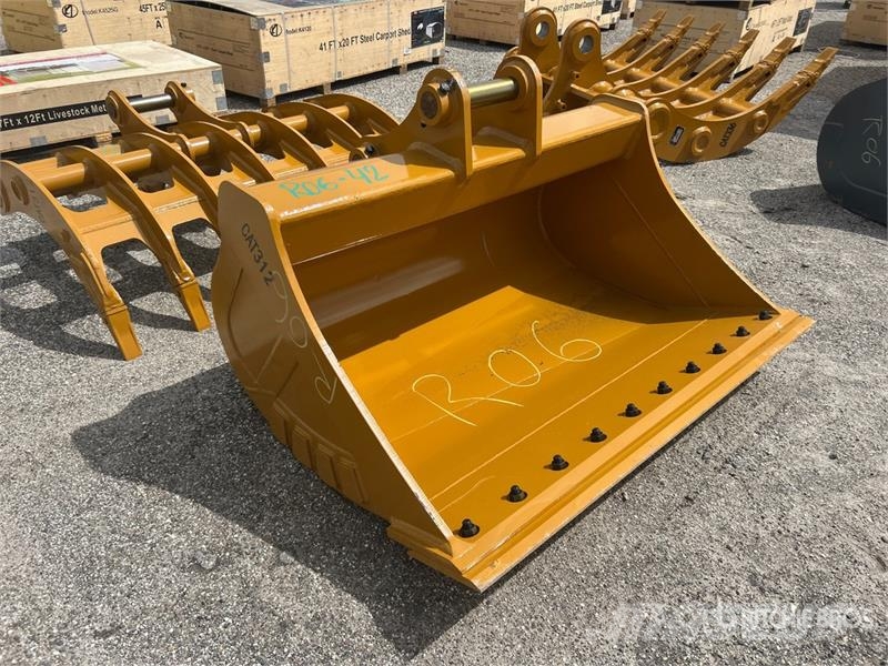 Warrior WBMCC12-1550 61 in Q/C Cleanup Excavator Bucket - Kauhat
