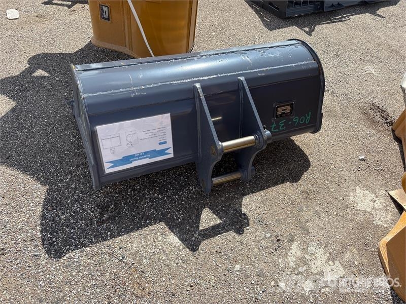 Warrior WBMCC5-1220 48 in Cleanup Excavator Bucket - Fits Kovalar