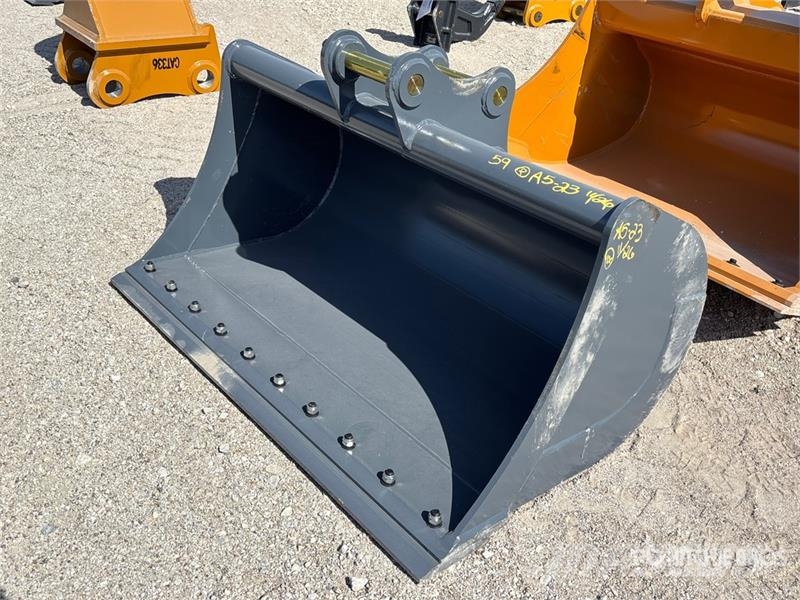Warrior WBMCC7-1500 59 in Cleanup Excavator Bucket - Fits Lopaty