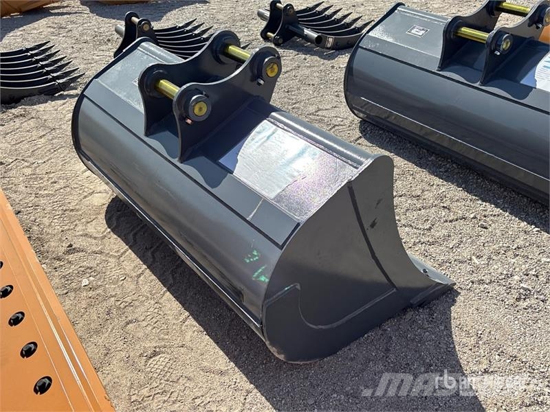 Warrior WBMCC7-1500 59 in Cleanup Excavator Bucket - Fits Lopaty