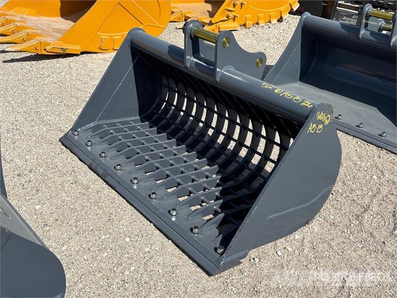 Warrior WBMCS5-1320 52 in Skeleton Cleanup Excavator Bucke Lopaty