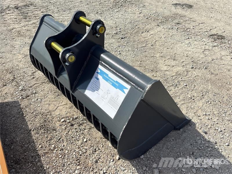 Warrior WBMCS5-1320 52 in Skeleton Cleanup Excavator Bucke Lopaty