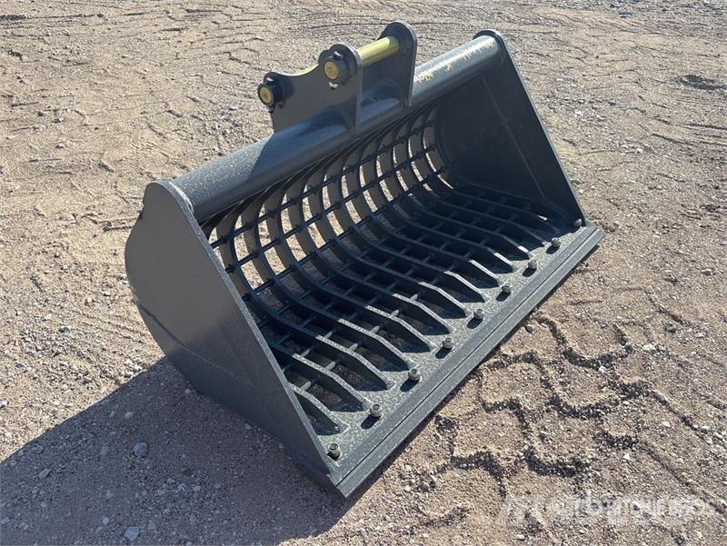 Warrior WBMCS5-1320 52 in Skeleton Cleanup Excavator Bucke Bakken