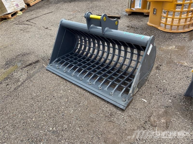 Warrior WBMCS5-1320 52 in Skeleton Cleanup Excavator Bucke Kovalar