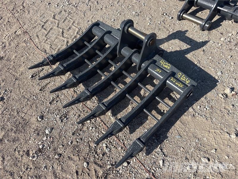 Warrior WBRC05-1000 39 in Excavator Rake - Fits Cat 305 / Obračalniki in zgrabljalniki