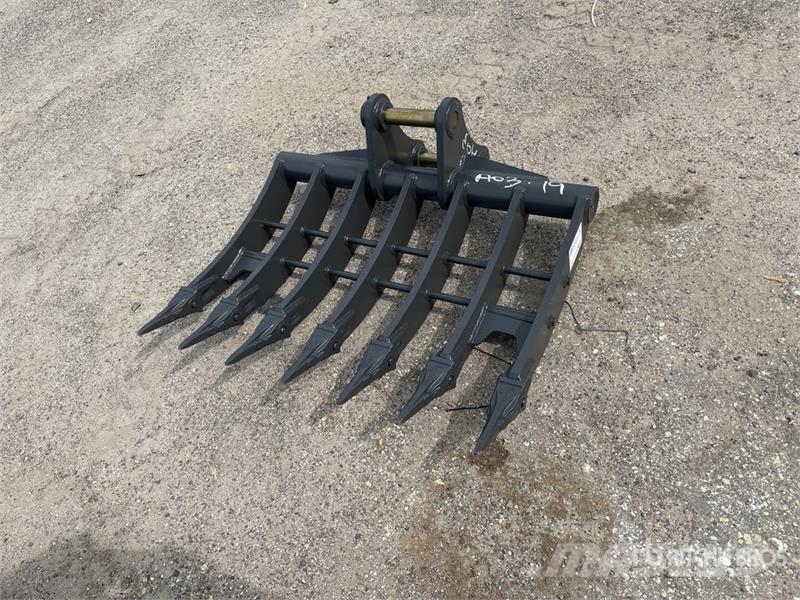 Warrior WBRC05-1000 39 in Excavator Rake - Fits Cat 305 /  مكابس وميبسات التبن