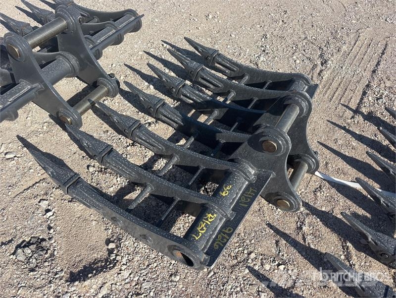 Warrior WBRC05-1000 39 in Excavator Rake - Fits Cat 305 / Obračalniki in zgrabljalniki