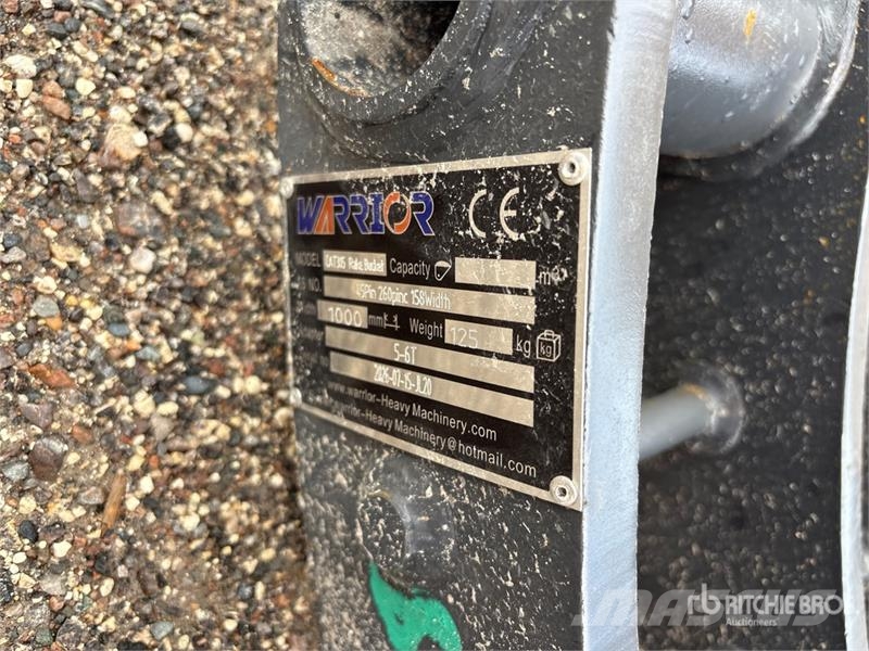Warrior WBRC05-1000 39 in Excavator Rake - Fits Cat 305 /  مكابس وميبسات التبن