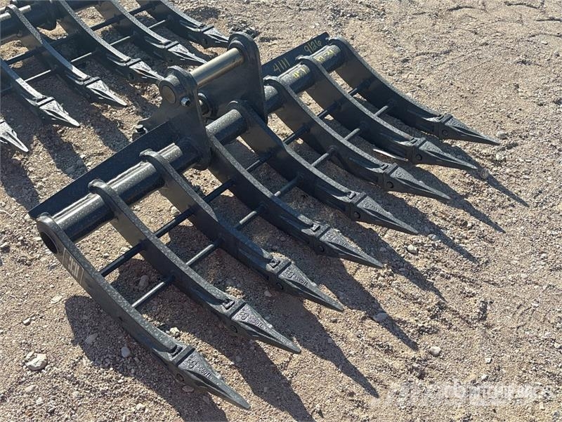 Warrior WBRC07-1200 47 in Excavator Rake - Fits Cat 307 / 갈퀴 및 테더