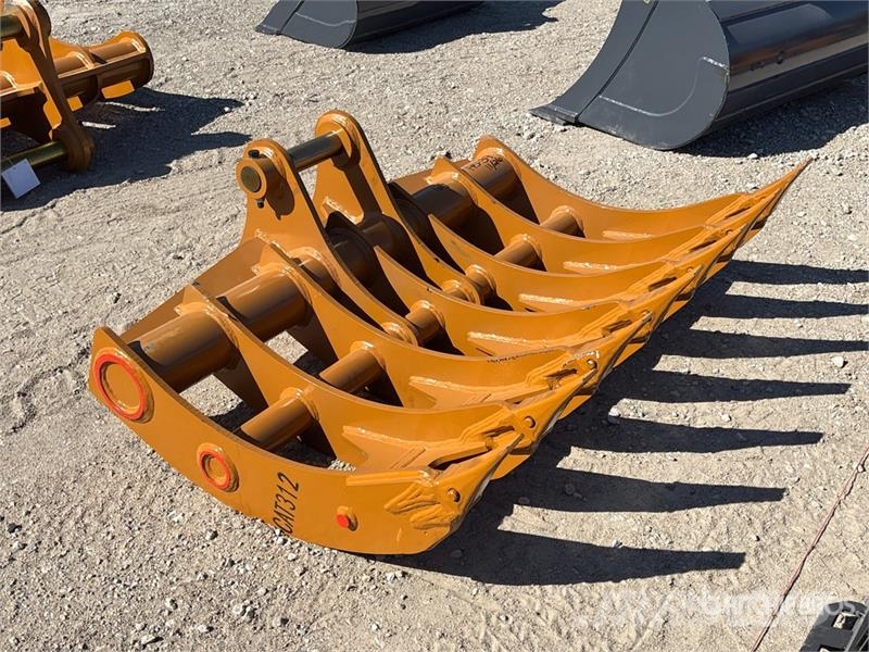 Warrior WBRC12-1620-1 64 in Excavator Rake - Fits Cat 312 Rastrillos y henificadores