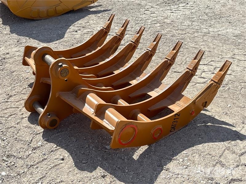 Warrior WBRC12-1620-1 64 in Excavator Rake - Fits Cat 312  Ranghinatori