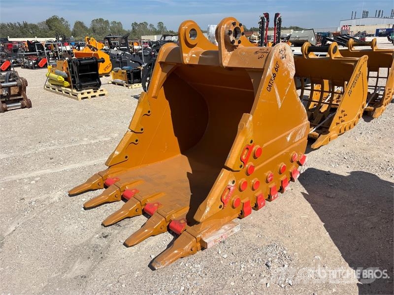 Warrior WBSRC30-1500 59 in Digging Excavator Bucket - Fits Lopaty