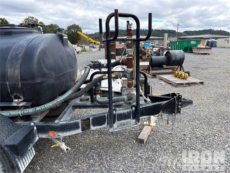 Water Buffalo Tank Trailer 其他货车