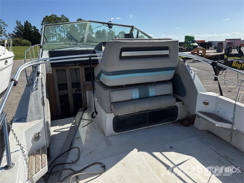 Wellcraft 26 ft Crew Boat Drugi deli
