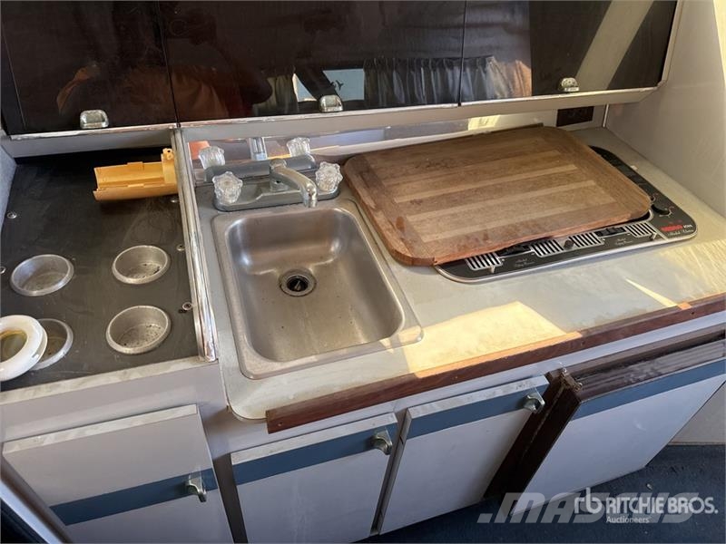 Wellcraft 26 ft Crew Boat Drugi deli