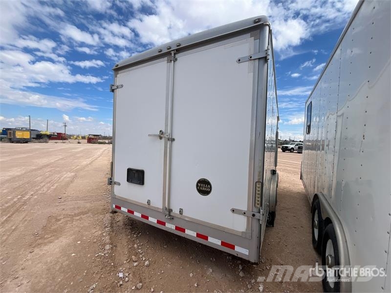 Wells Cargo 20 ft T/A Enclosed Trailer 厢式拖车