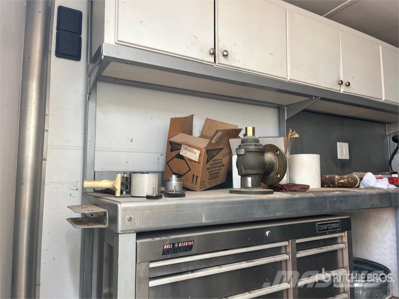 Wells Cargo 20 ft T/A Enclosed Trailer 厢式拖车