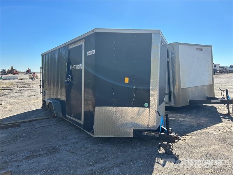 Wells Cargo T/A Enclosed Trailer Прицепы-фургоны