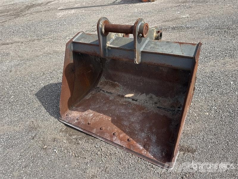 Werk-Brau 48 in 0.64 cyd Cleanup Excavator Bucket - Fits Vol Schaufeln