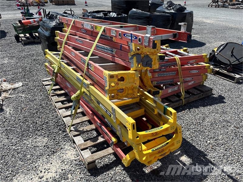 Werner 6 ft-9 ft Fiberglass Ladder Ladders and platforms