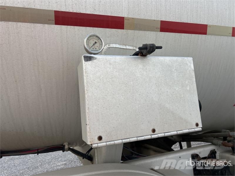 West-Mark 8820 Prikolice cisterne