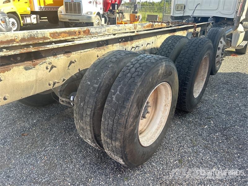 Western Star 4700 8x4 Cab and Chassis (Inoperable) Kabīnes un interjers