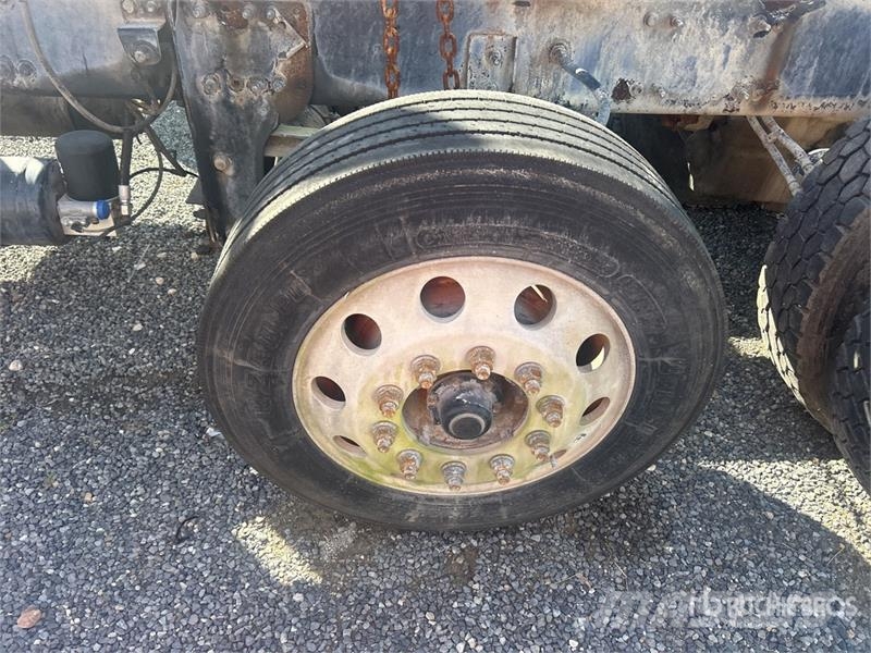 Western Star 4700 8x4 Cab and Chassis (Inoperable) Kabīnes un interjers