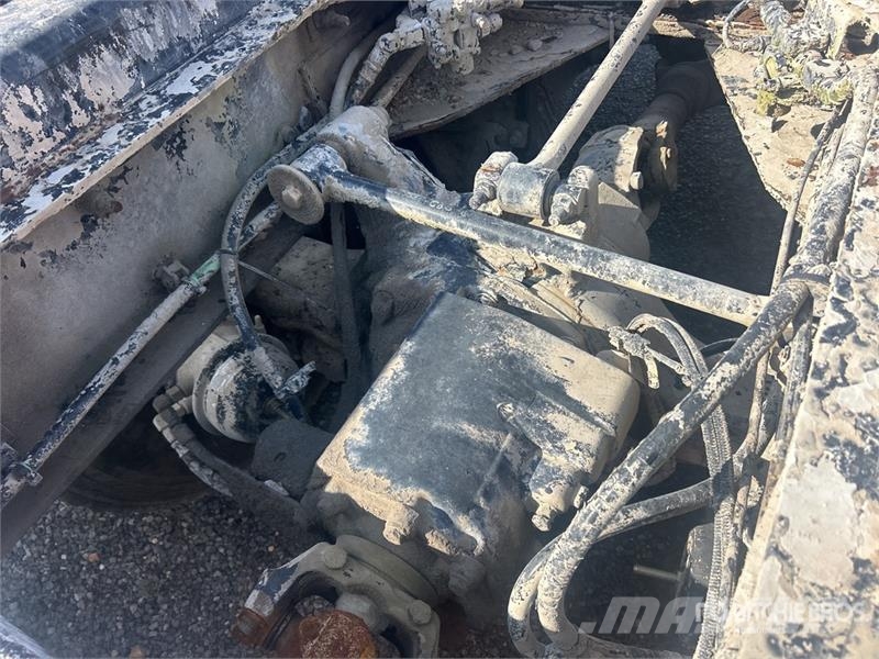 Western Star 4700 8x4 Cab and Chassis (Inoperable) Kabīnes un interjers