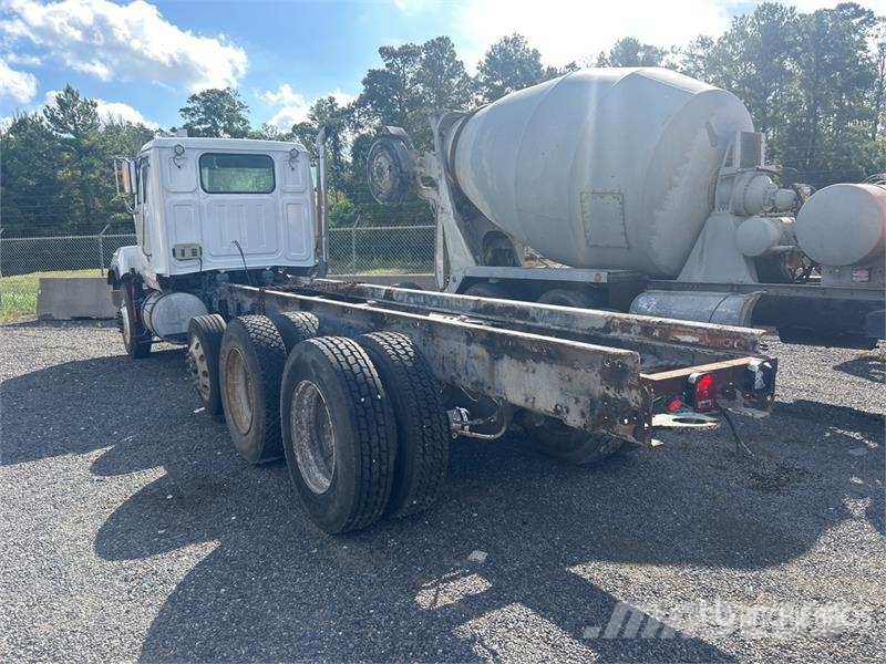 Western Star 4700 8x4 Cab and Chassis (Inoperable) Kabīnes un interjers