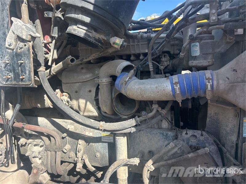 Western Star 4700 8x4 Cab and Chassis (Inoperable) Kabīnes un interjers