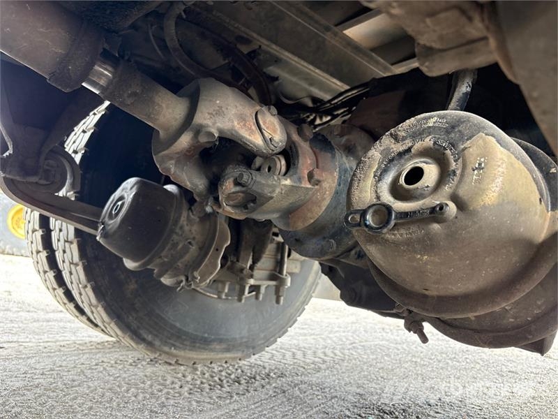 Western Star 4700SB 6x4 Flatbed Truck Flatbed / Dropside trucks