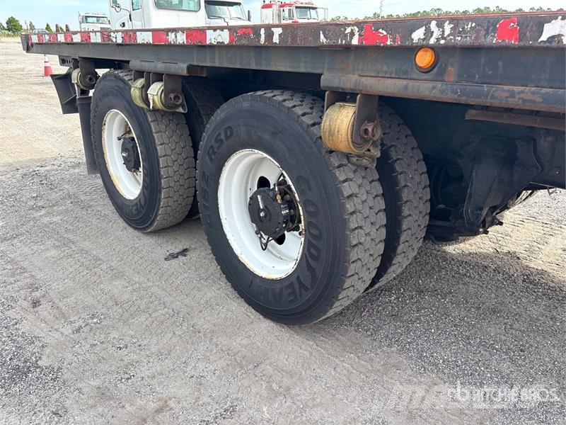 Western Star 4700SB Flatbed Truck Camiones plataforma