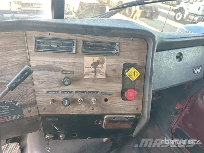 Western Star 4864F 6x4 T/A Dump Truck Wywrotki