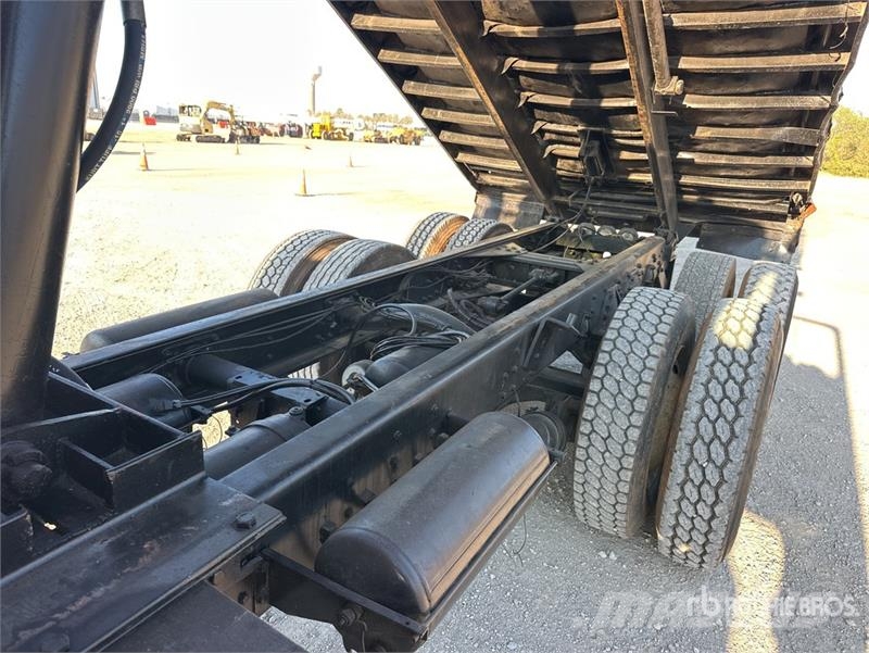 Western Star 4864F 6x4 T/A Dump Truck Wywrotki