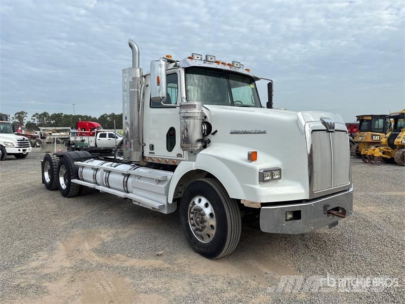 Western Star 4900 6x4 T/A Day Cab Truck Tractor Traktorske jedinice
