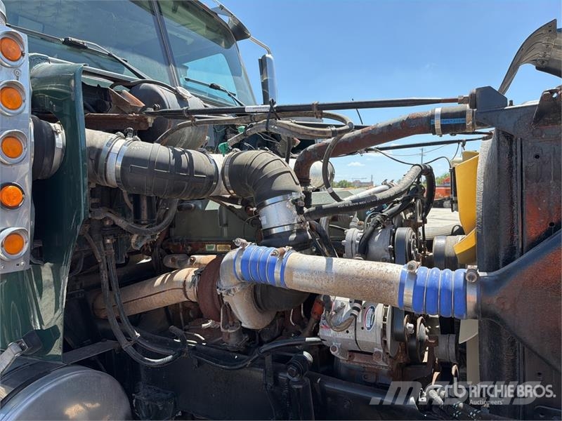 Western Star 4900 6x4 T/A Day Cab Truck Tractor وحدات الجر