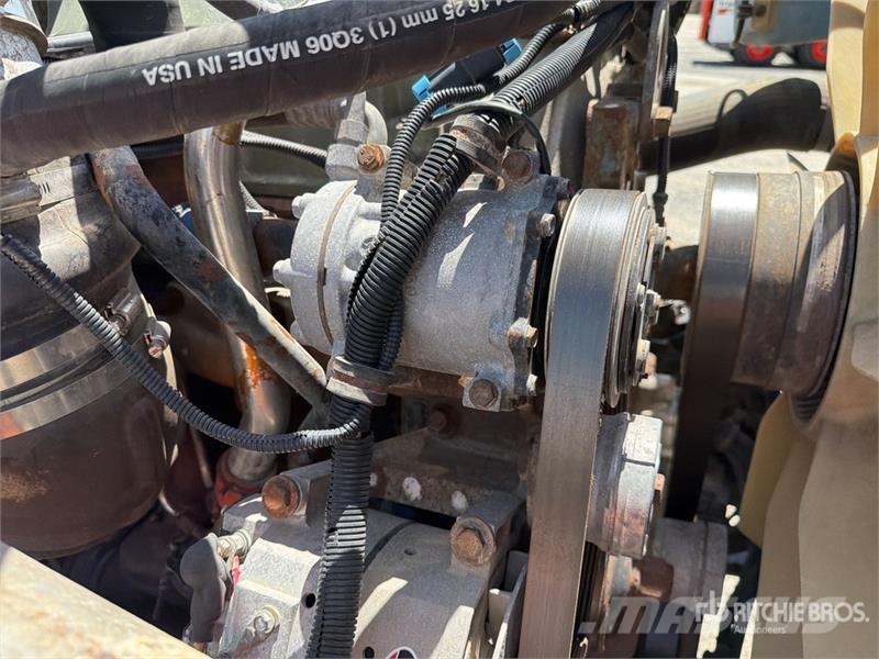 Western Star 4900 6x4 T/A Day Cab Truck Tractor وحدات الجر